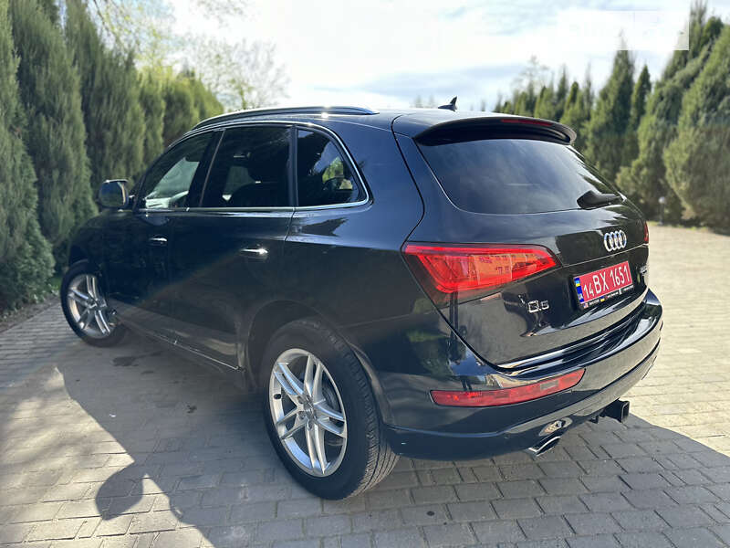 Внедорожник / Кроссовер Audi Q5 2015 в Самборе