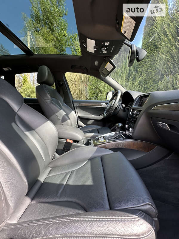 Внедорожник / Кроссовер Audi Q5 2015 в Самборе
