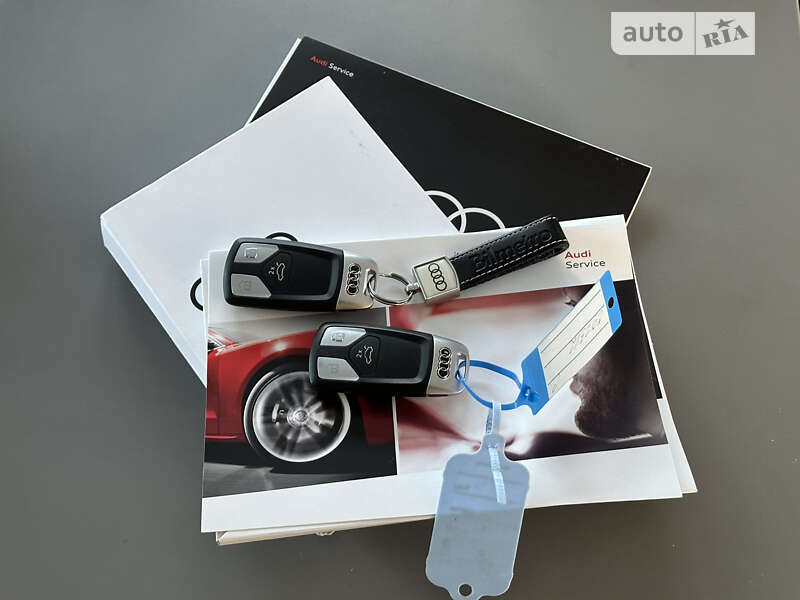 Позашляховик / Кросовер Audi Q5 2020 в Києві