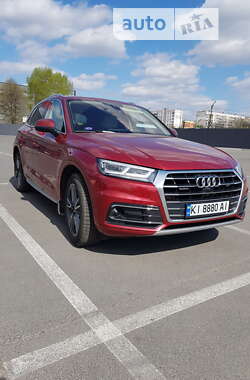 Позашляховик / Кросовер Audi Q5 2017 в Києві