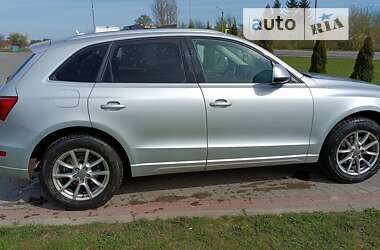 Внедорожник / Кроссовер Audi Q5 2012 в Нововолынске