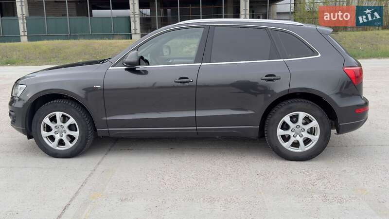 Позашляховик / Кросовер Audi Q5 2012 в Києві