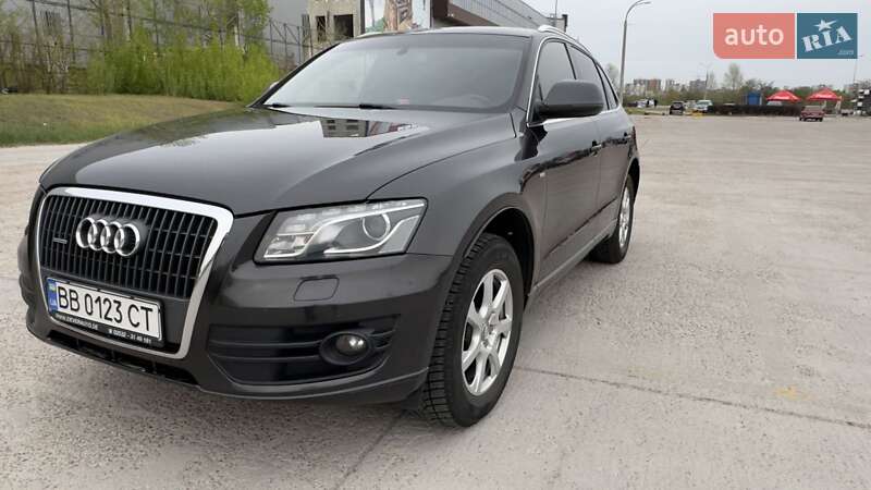 Позашляховик / Кросовер Audi Q5 2012 в Києві