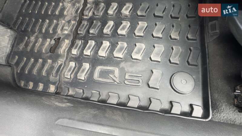 Позашляховик / Кросовер Audi Q5 2012 в Києві
