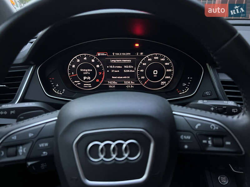 Внедорожник / Кроссовер Audi Q5 2018 в Одессе