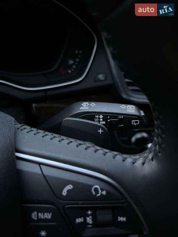 Внедорожник / Кроссовер Audi Q5 2018 в Одессе