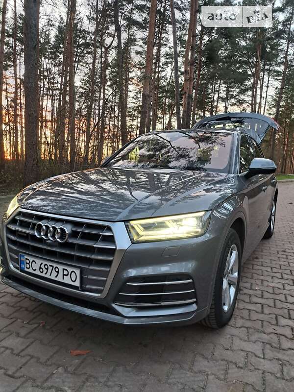 Внедорожник / Кроссовер Audi Q5 2017 в Львове