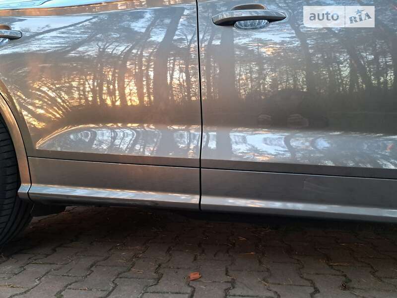 Внедорожник / Кроссовер Audi Q5 2017 в Львове