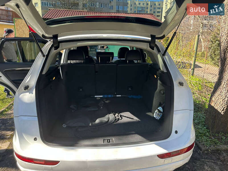 Позашляховик / Кросовер Audi Q5 2012 в Львові