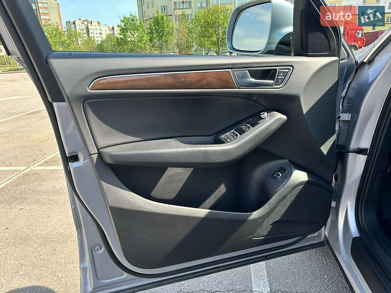 Внедорожник / Кроссовер Audi Q5 2015 в Ивано-Франковске