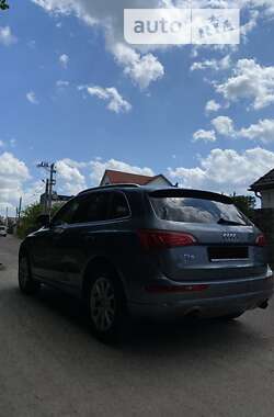 Внедорожник / Кроссовер Audi Q5 2012 в Черновцах