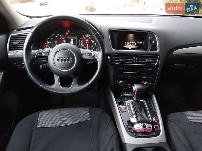 Внедорожник / Кроссовер Audi Q5 2012 в Черновцах