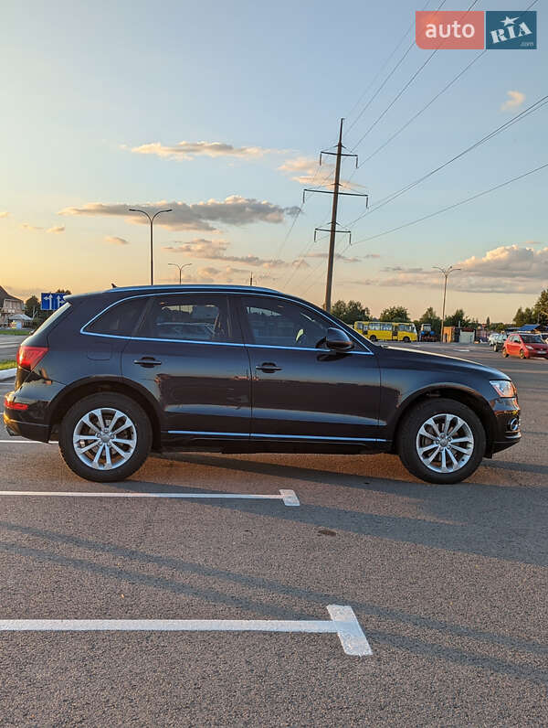 Внедорожник / Кроссовер Audi Q5 2013 в Луцке