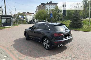 Внедорожник / Кроссовер Audi Q5 2020 в Ивано-Франковске