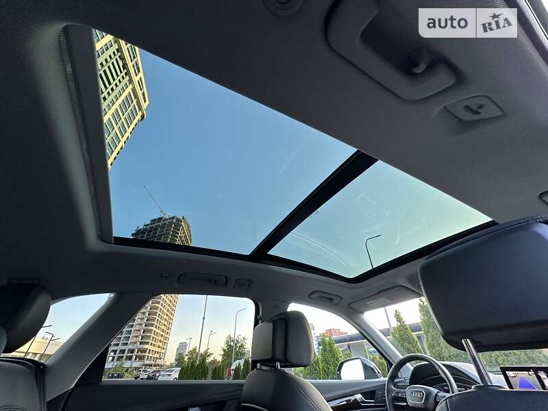 Внедорожник / Кроссовер Audi Q5 2019 в Днепре