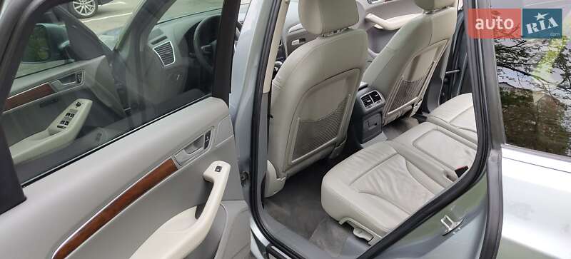 Внедорожник / Кроссовер Audi Q5 2011 в Ровно