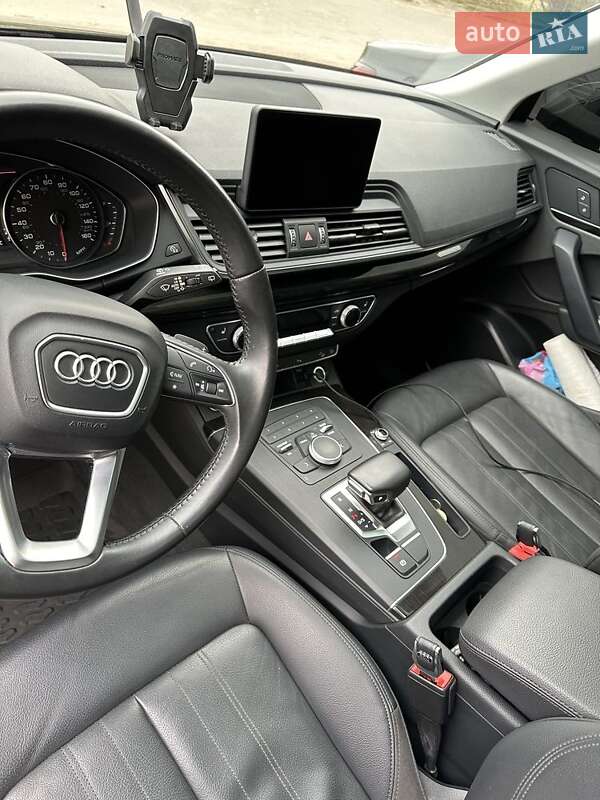 Внедорожник / Кроссовер Audi Q5 2019 в Львове