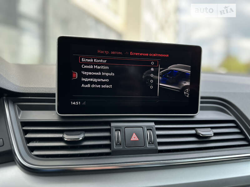 Внедорожник / Кроссовер Audi Q5 2019 в Львове