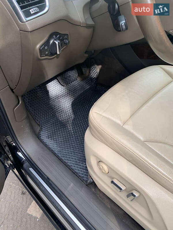 Внедорожник / Кроссовер Audi Q5 2012 в Львове