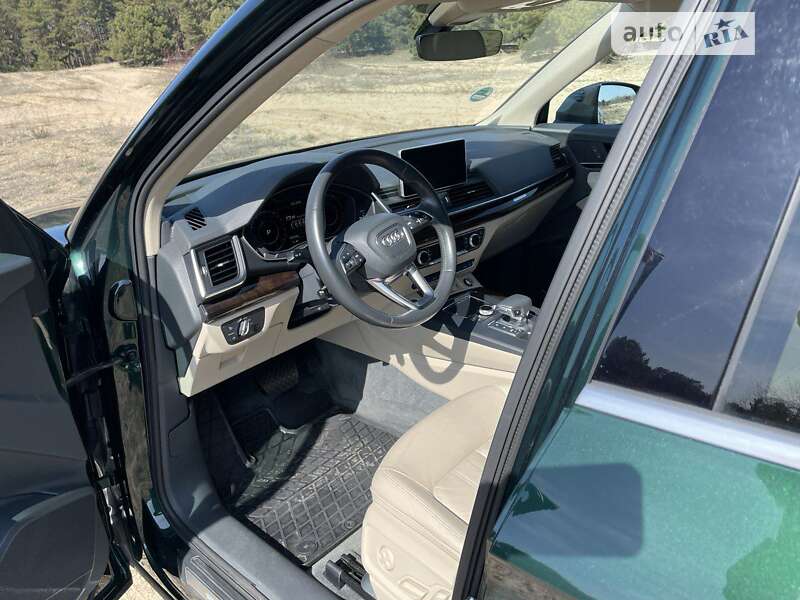 Внедорожник / Кроссовер Audi Q5 2018 в Днепре