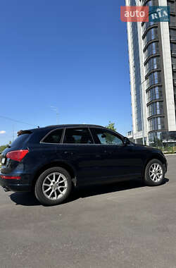 Внедорожник / Кроссовер Audi Q5 2011 в Киеве