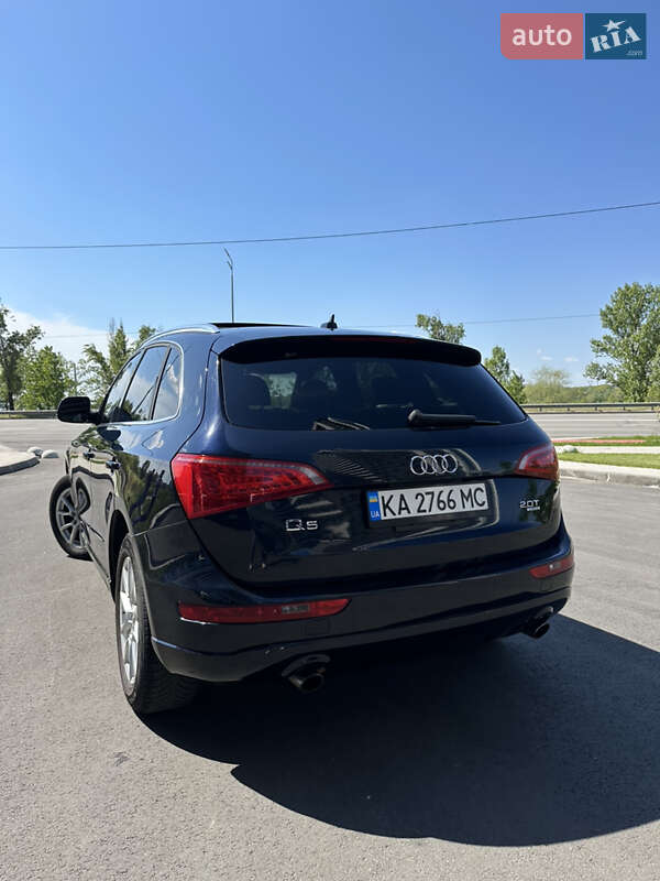 Внедорожник / Кроссовер Audi Q5 2011 в Киеве