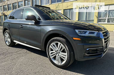 Позашляховик / Кросовер Audi Q5 2018 в Києві