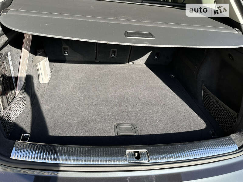 Внедорожник / Кроссовер Audi Q5 2018 в Киеве