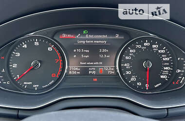 Внедорожник / Кроссовер Audi Q5 2022 в Днепре