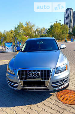 Внедорожник / Кроссовер Audi Q5 2011 в Киеве