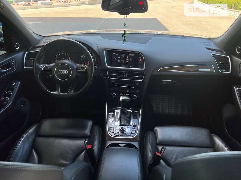 Внедорожник / Кроссовер Audi Q5 2015 в Запорожье