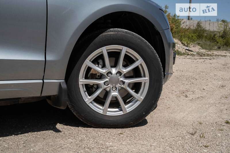 Позашляховик / Кросовер Audi Q5 2011 в Тернополі