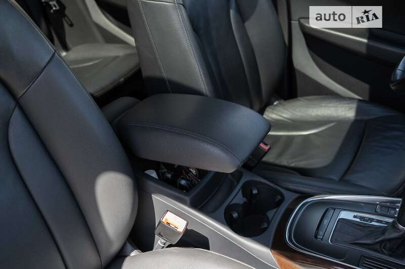 Позашляховик / Кросовер Audi Q5 2011 в Тернополі