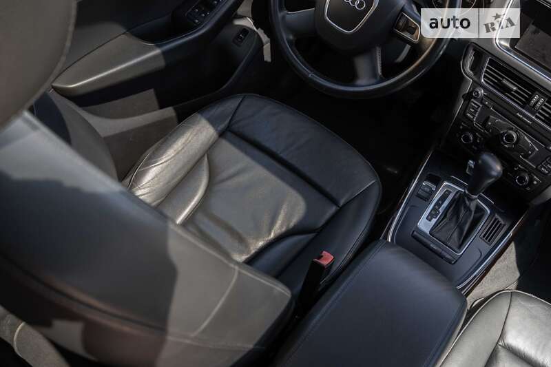 Позашляховик / Кросовер Audi Q5 2011 в Тернополі