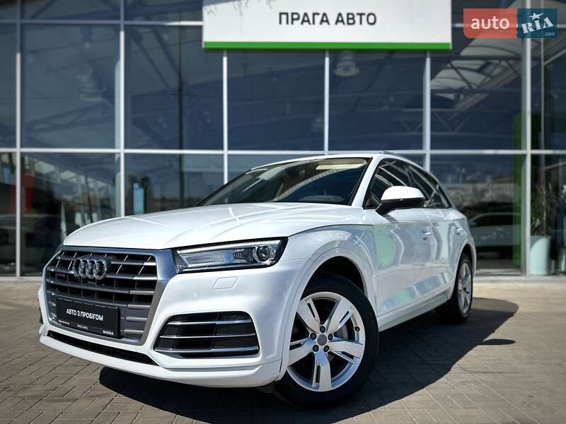 Внедорожник / Кроссовер Audi Q5 2017 в 