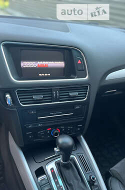 Внедорожник / Кроссовер Audi Q5 2011 в Радивилове