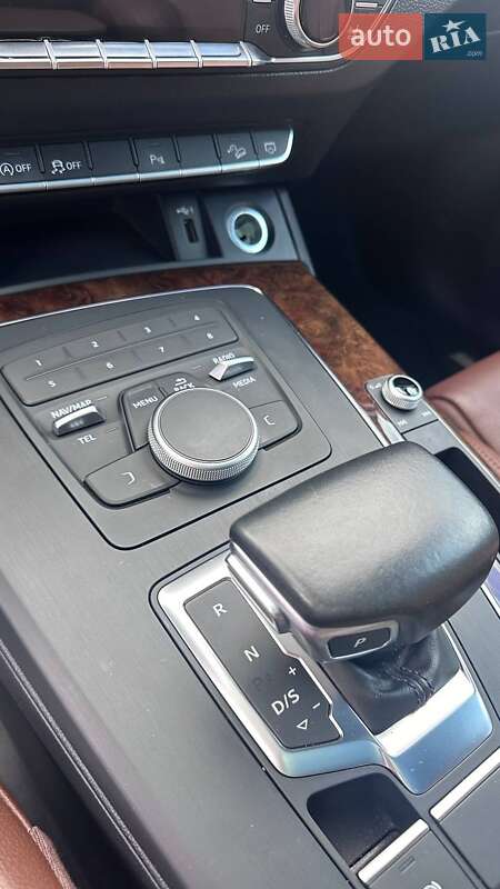 Внедорожник / Кроссовер Audi Q5 2018 в Ивано-Франковске фото 14 Внедорожник / Кроссовер Audi Q5 2018 в Ивано-Франковске