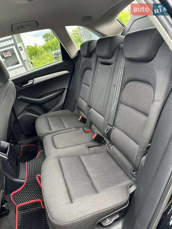 Внедорожник / Кроссовер Audi Q5 2011 в Смеле