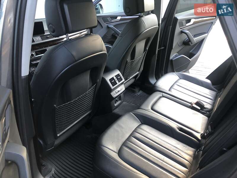 Внедорожник / Кроссовер Audi Q5 2019 в Киеве
