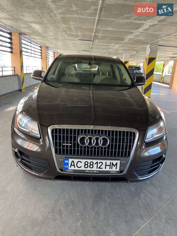 Внедорожник / Кроссовер Audi Q5 2011 в Луцке