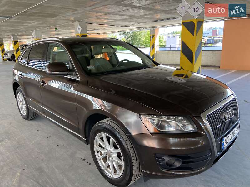 Внедорожник / Кроссовер Audi Q5 2011 в Луцке