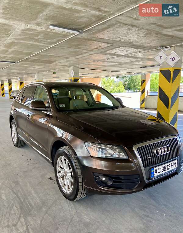 Внедорожник / Кроссовер Audi Q5 2011 в Луцке