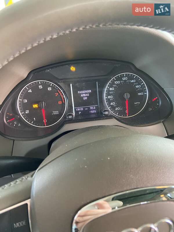 Внедорожник / Кроссовер Audi Q5 2011 в Луцке