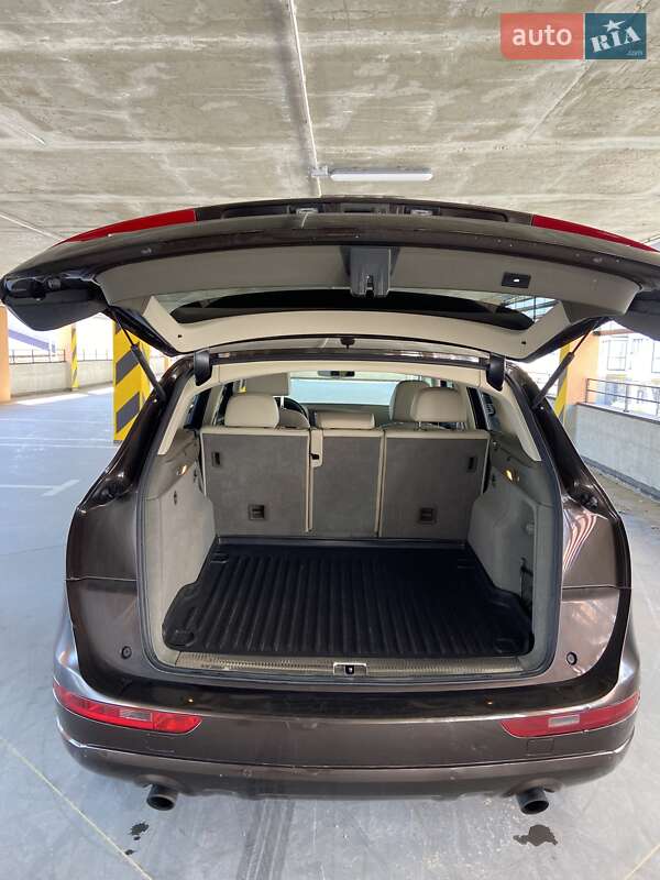 Внедорожник / Кроссовер Audi Q5 2011 в Луцке