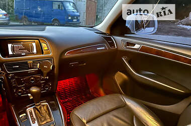 Позашляховик / Кросовер Audi Q5 2010 в Мостиській