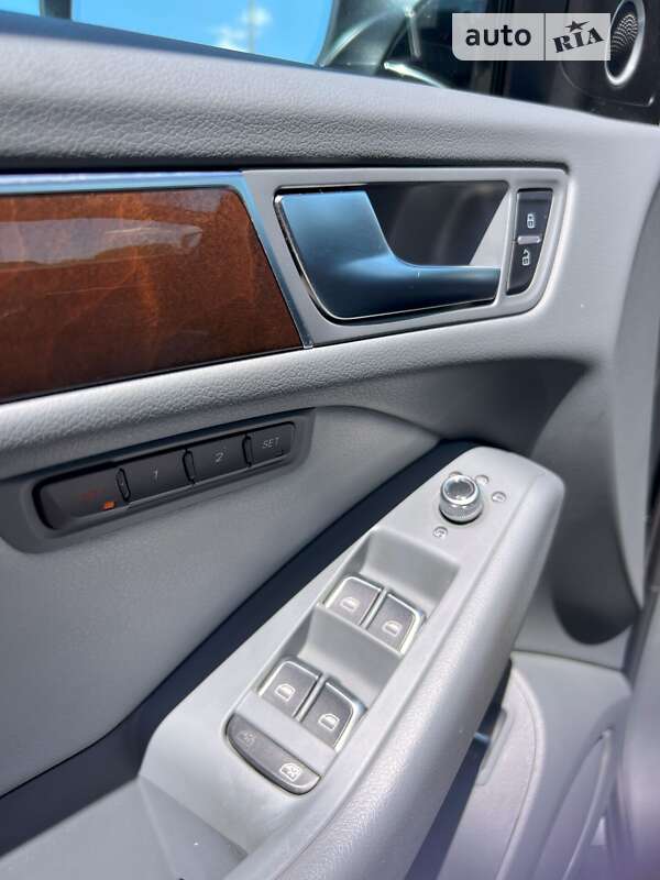 Позашляховик / Кросовер Audi Q5 2015 в Дніпрі