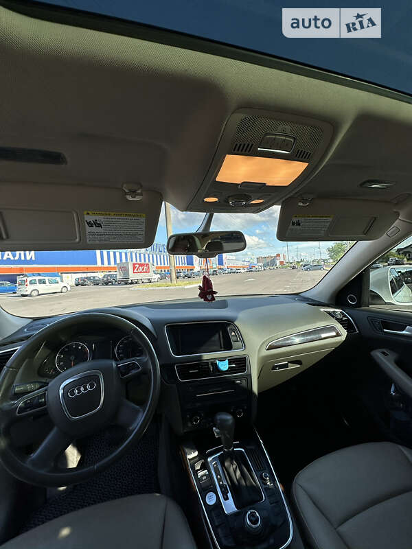 Внедорожник / Кроссовер Audi Q5 2011 в Луцке