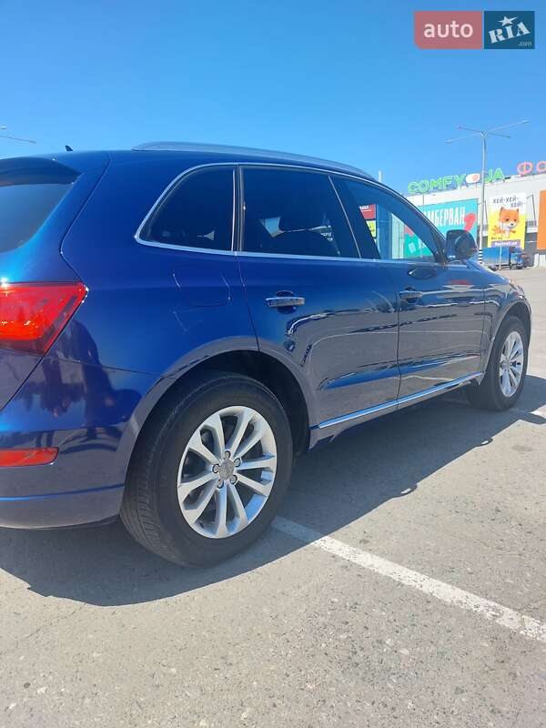 Внедорожник / Кроссовер Audi Q5 2015 в Днепре