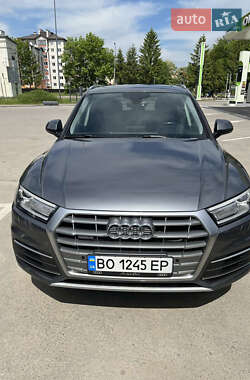 Позашляховик / Кросовер Audi Q5 2017 в 