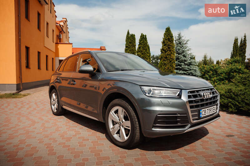 Внедорожник / Кроссовер Audi Q5 2017 в Пирятине
